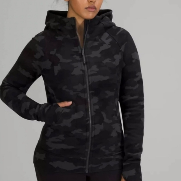 Lululemon Athletica Scuba Hoodie With The LuLuLemon Logo On The Hoodie Zip Up - Picture 1 of 7